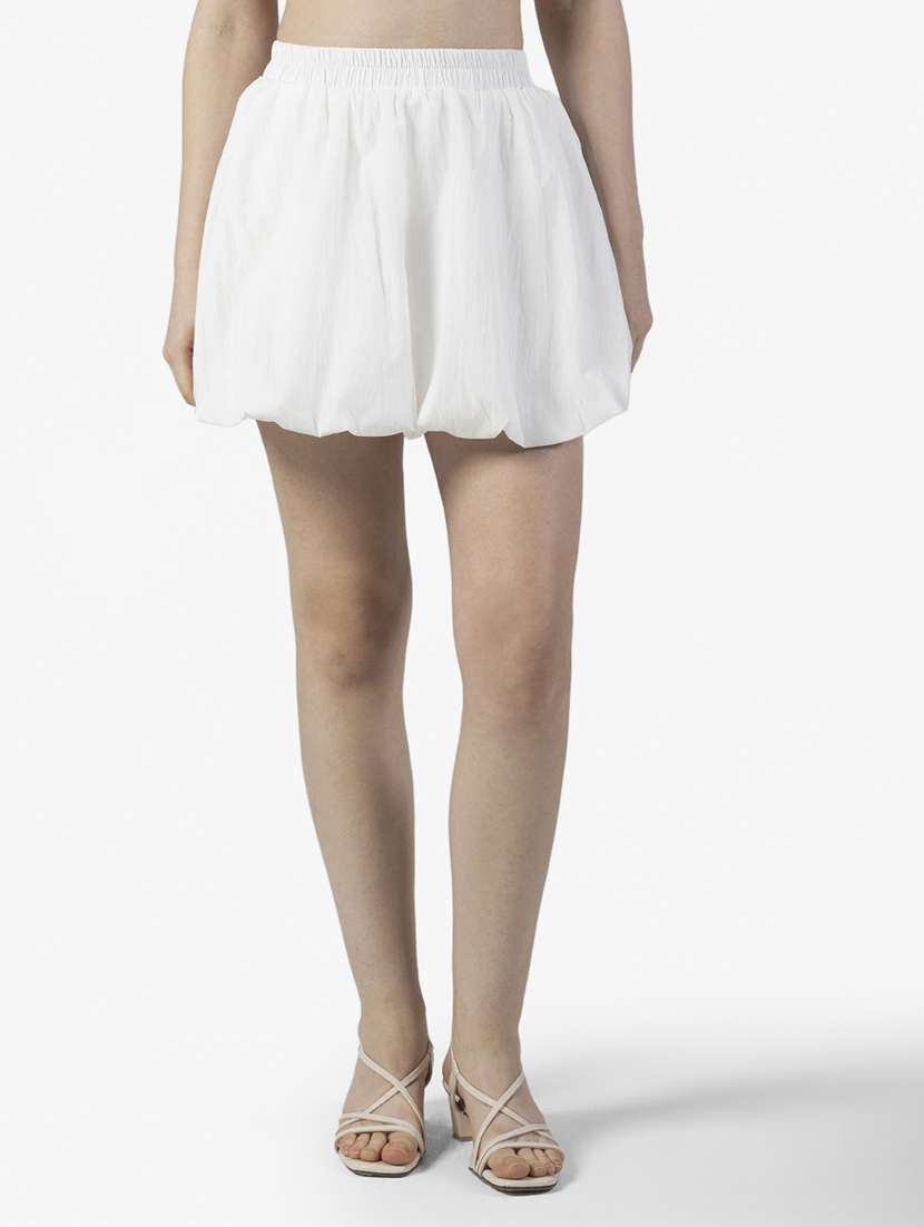 women solid mid rise ballon mini skirt