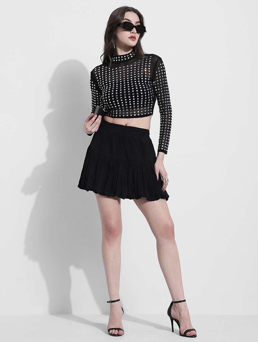 women embellsihed long sleeev crop top - 22363425 -  Standard Image - 5