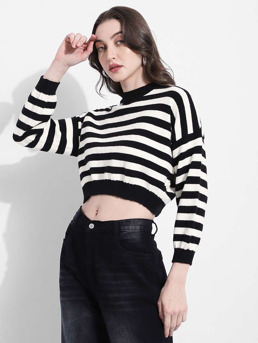 women striped long sleeve crop top - 22363433 -  Standard Image - 3
