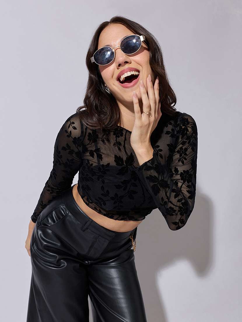 women self designed long sleeve crop top