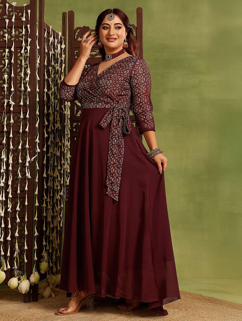 women plus size self designed lace dress