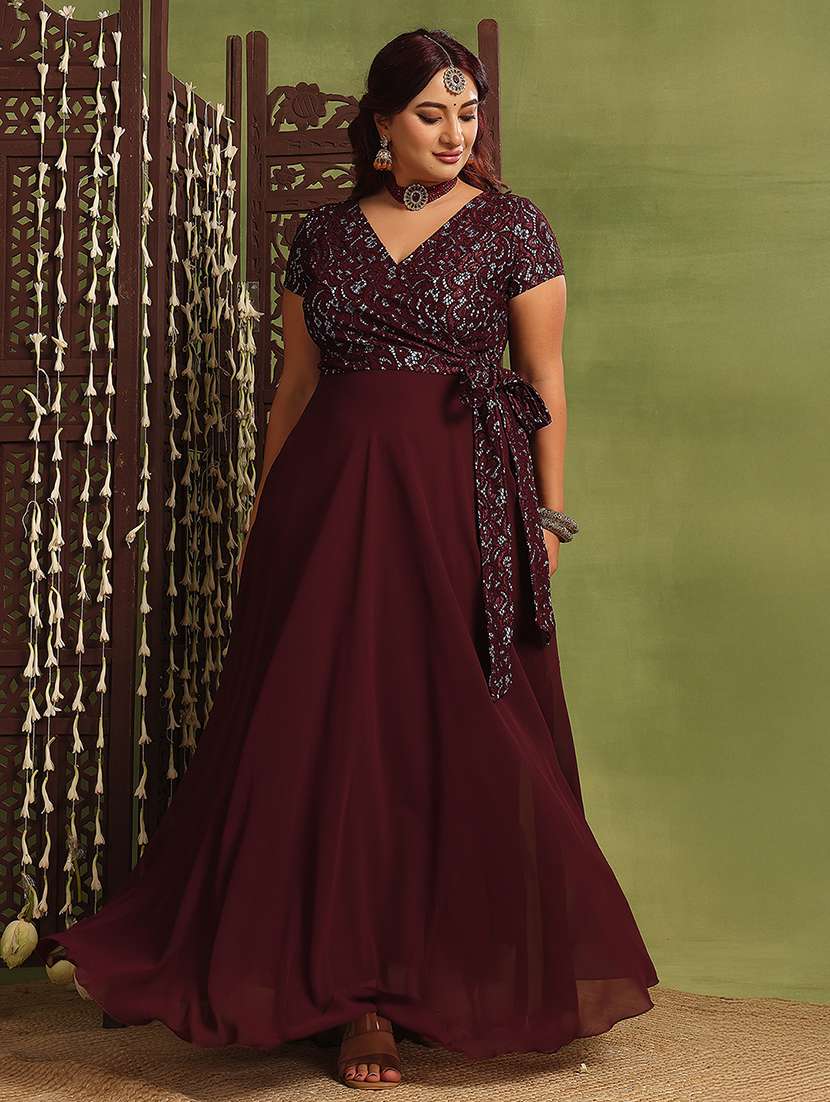 women plus size self designed lace dress