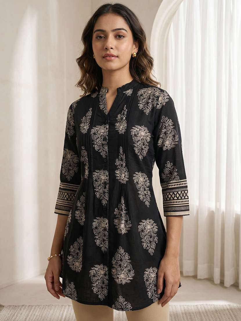 women printed three quarter sleeve a-line kurti