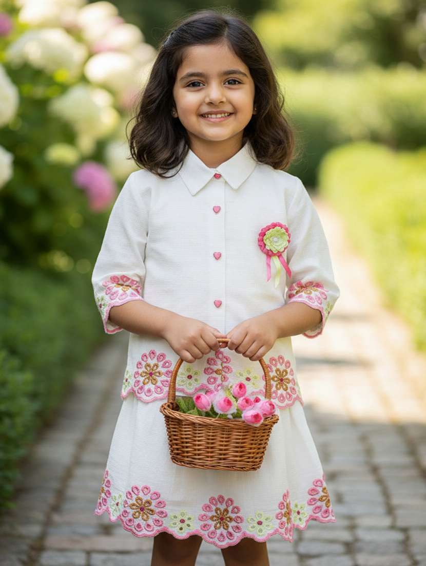 gitls embroidered short sleeves shirt and skirt co-ord set