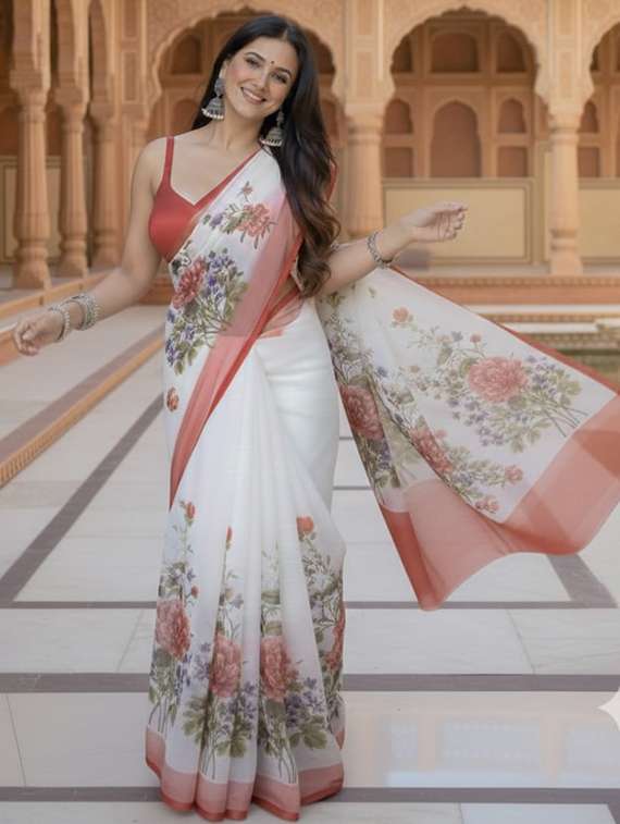women printed casual wear saree with blouse
