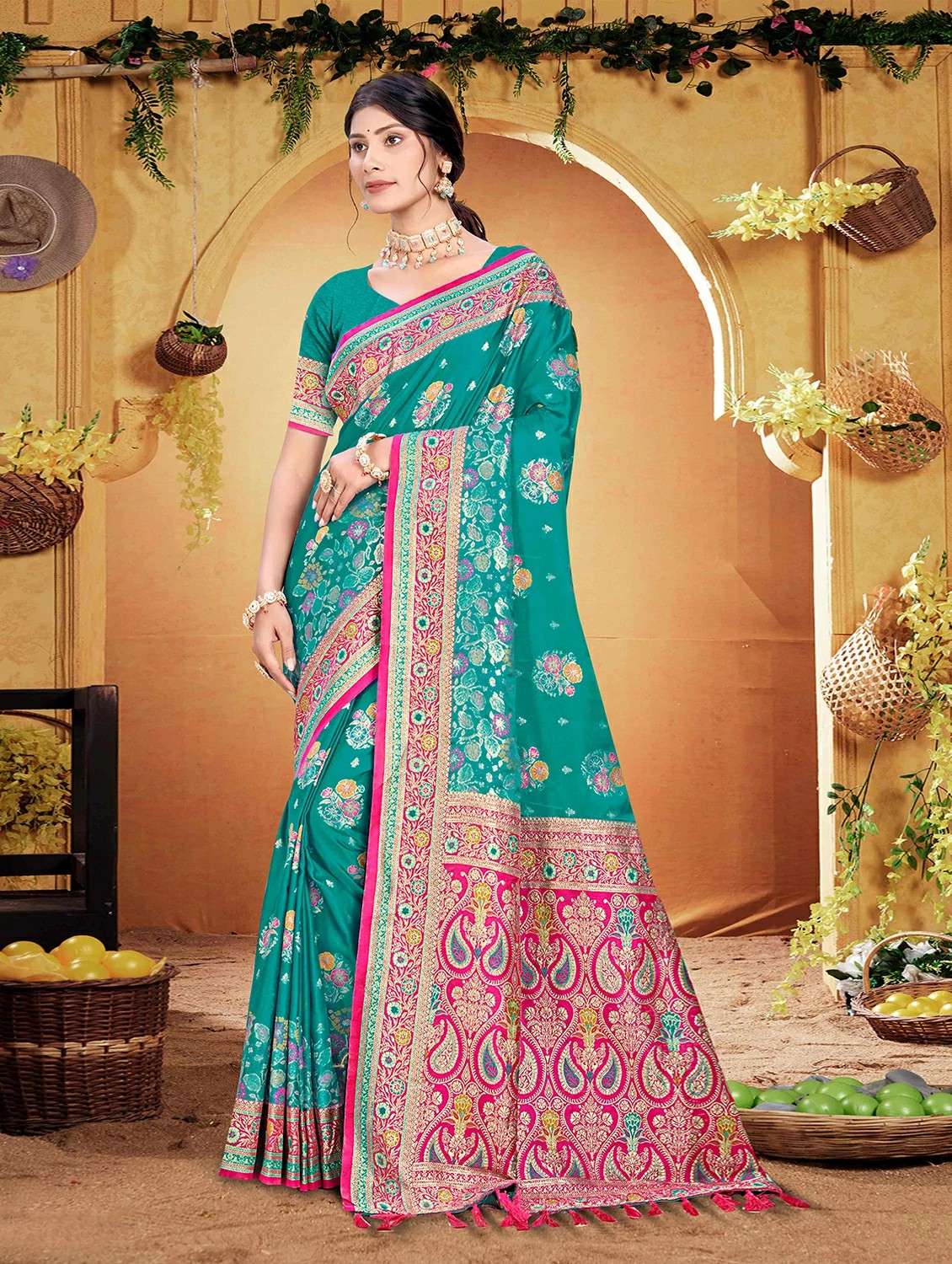 women self design banarasi saree with blouse