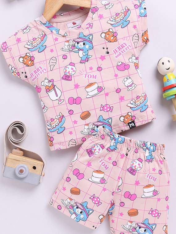 kids printed t-shirt and shorts set