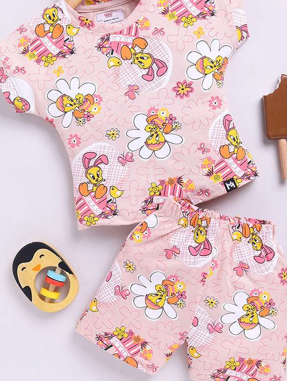 kids printed t-shirt and shorts set