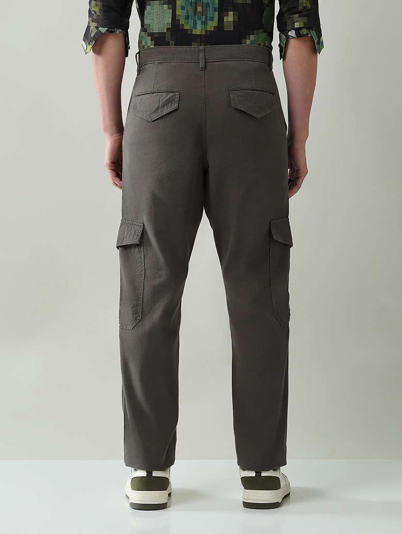 men solid mid rise regular fit cargo - 22368705 -  Standard Image - 3