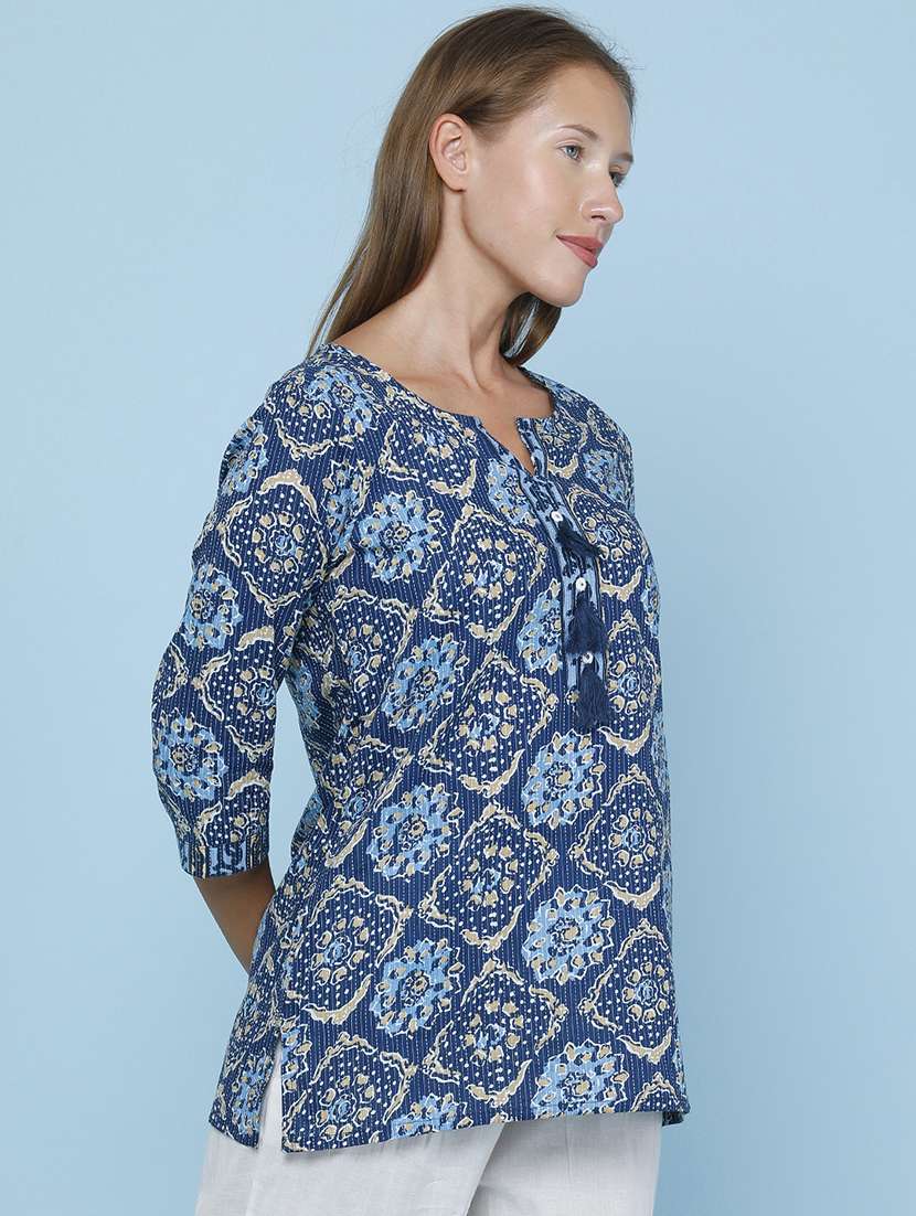 Women Printed Three Quarter Sleeves Straight Kurti - 22370900 -  Standard Image - 3