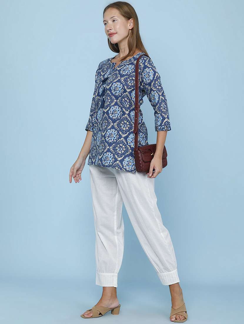 Women Printed Three Quarter Sleeves Straight Kurti - 22370900 -  Standard Image - 5