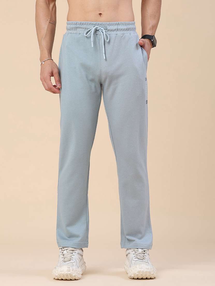 men solid mid rise regular fit track pant