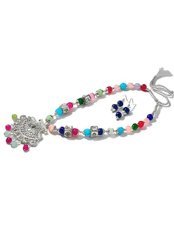 women pendant necklace set with earrings - 22373084 -  Standard Image - 5