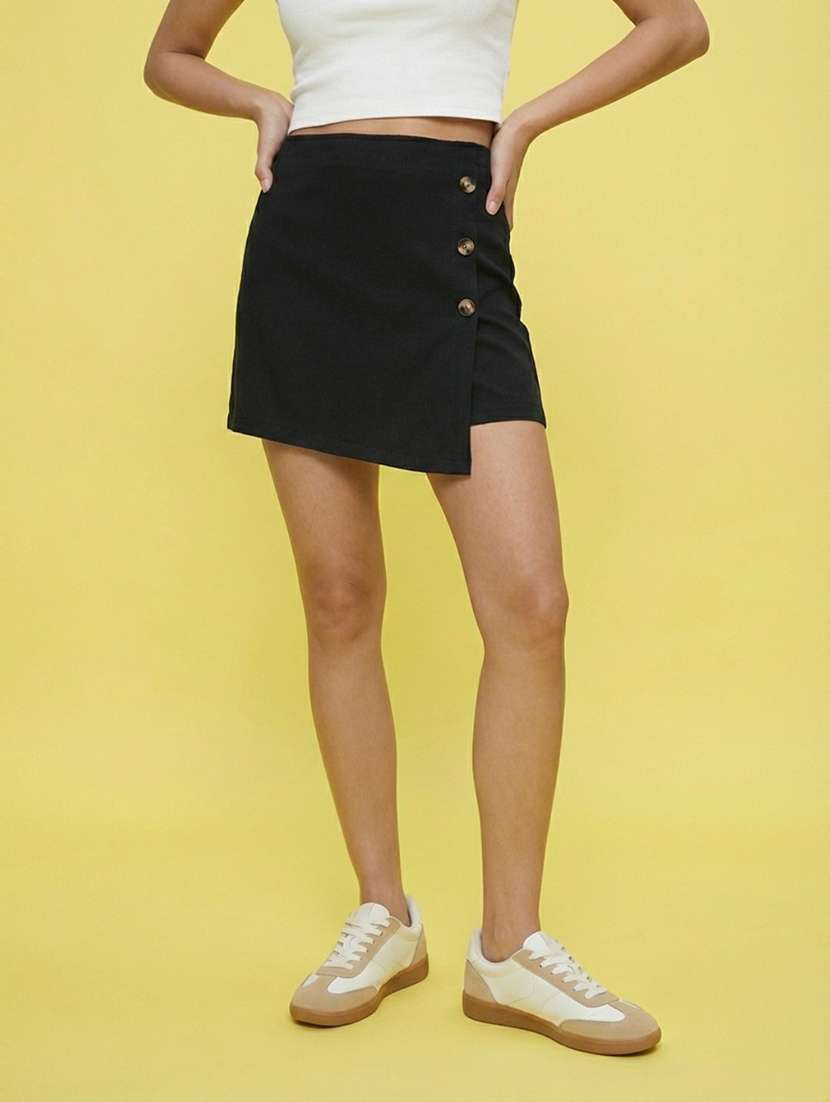 women solid high rise skorts