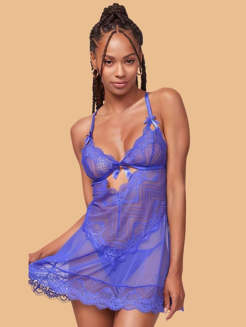 women self designed sleeveless lace babydoll
