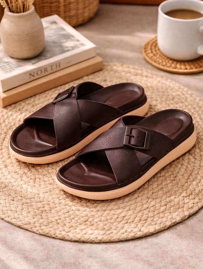 men solid slip on sandal