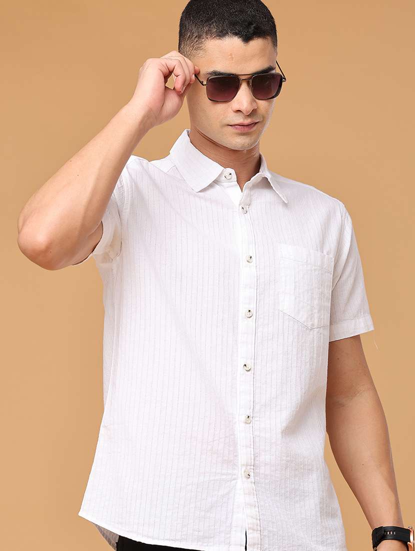 men self design short sleeve regular fit casual shirt