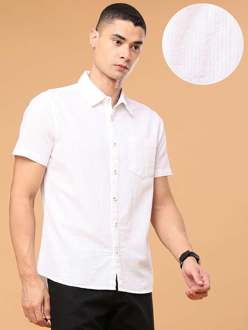 Men Self Design Short Sleeve Regular Fit Casual Shirt - 22373749 -  Standard Image - 3