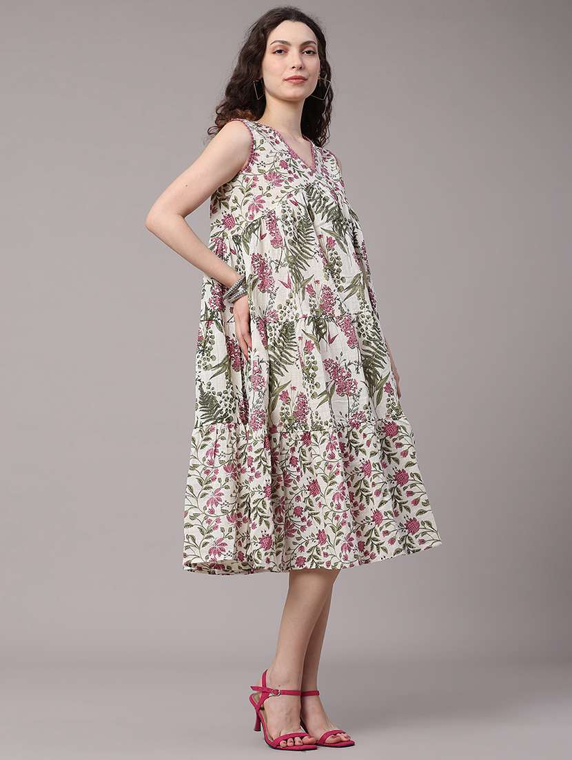 women printed sleeveless tiered dress - 22374108 -  Standard Image - 3