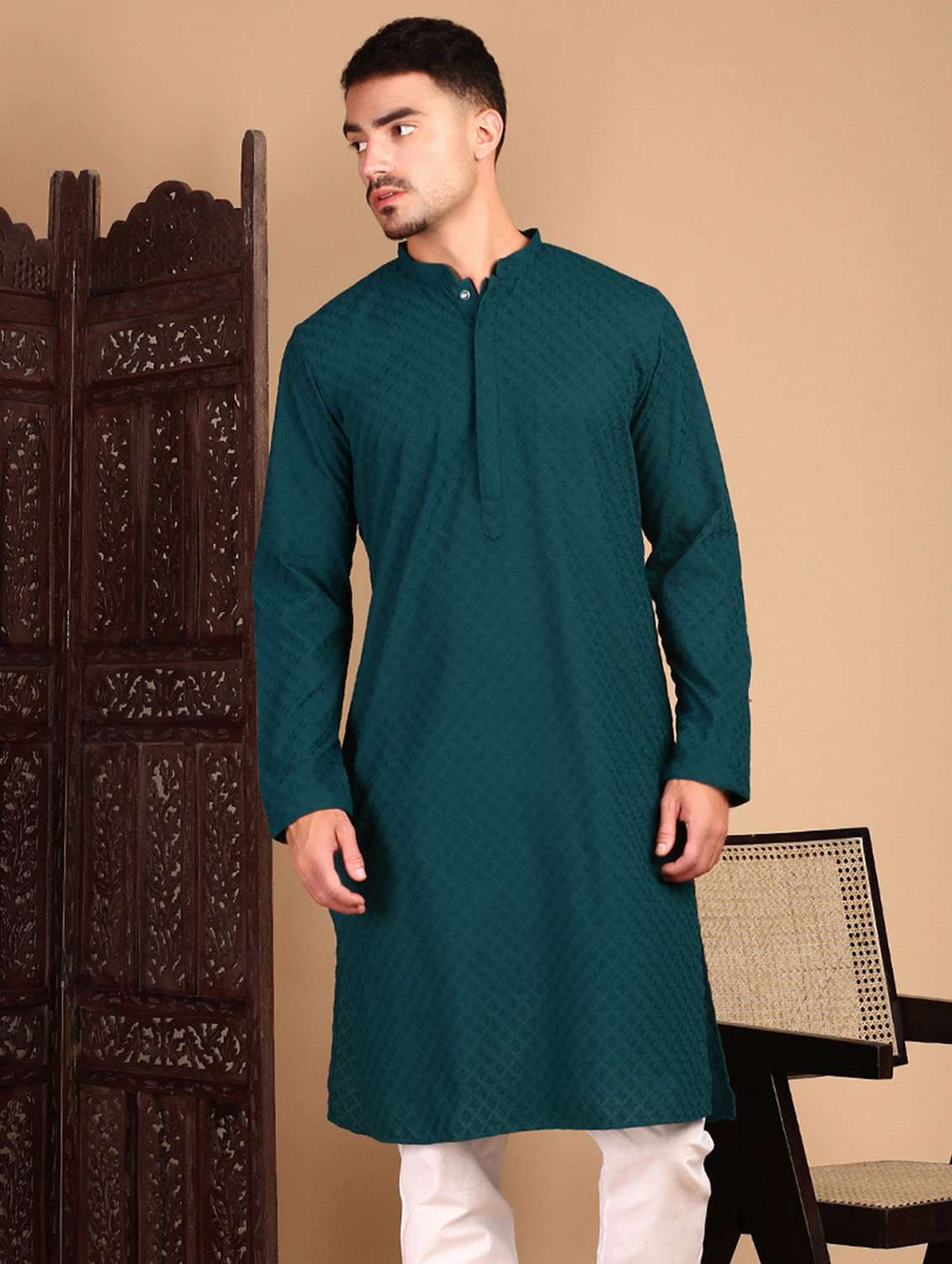 men self design long sleeve kurta