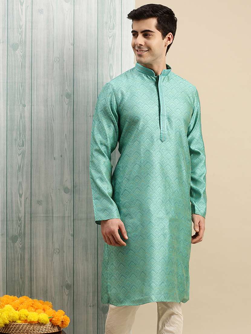men self design kurta and churidar set