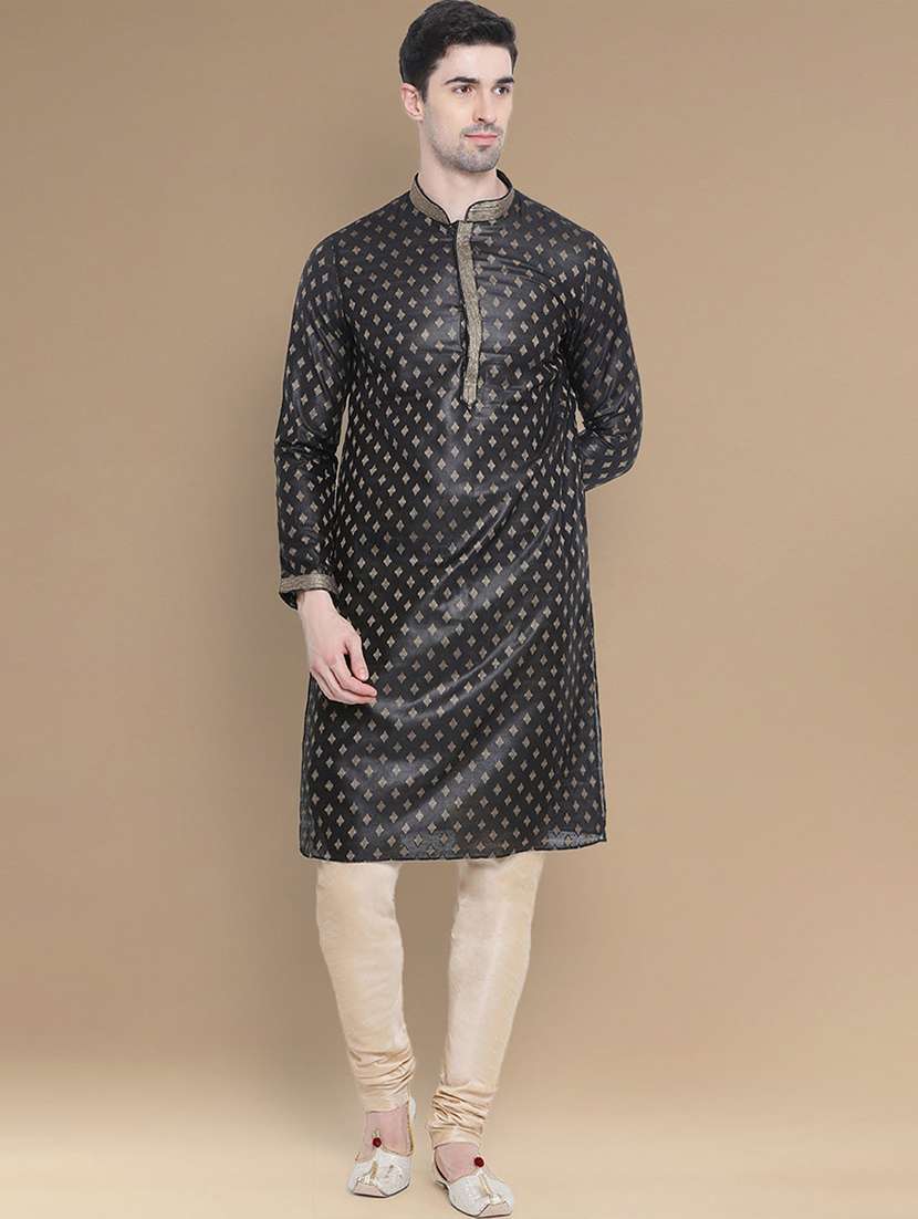 men self designed long sleeve kurta and pyjama set