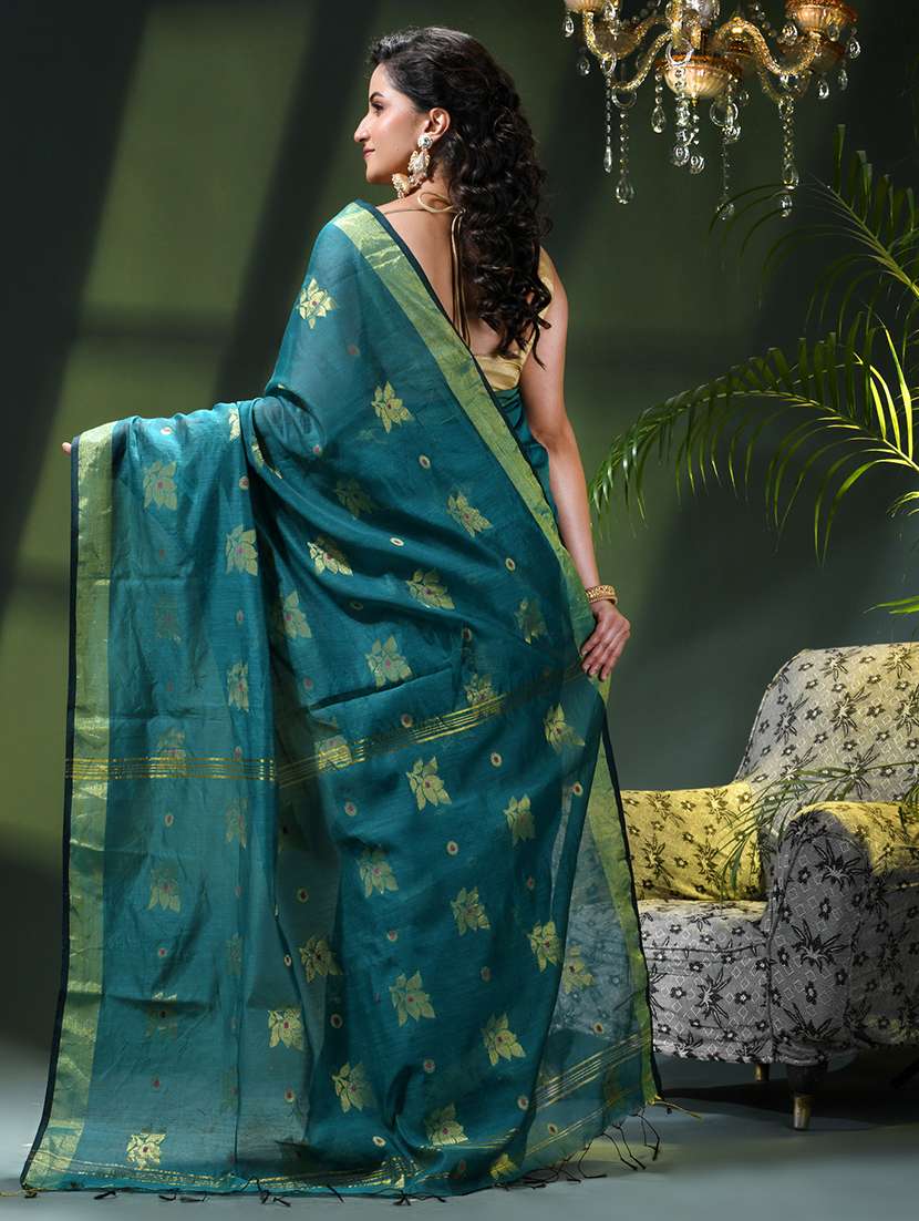 women self design handloom saree with blouse - 22376125 -  Standard Image - 3
