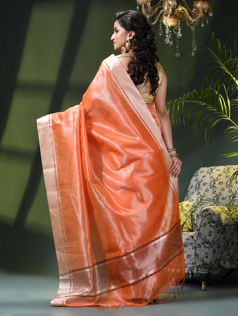 women striped bordered saree with blouse - 22376134 -  Standard Image - 3