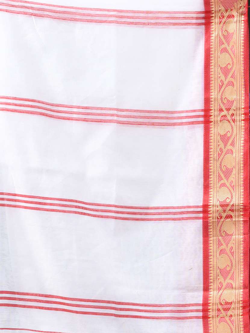 women solid with bordered saree - 22376182 -  Standard Image - 5