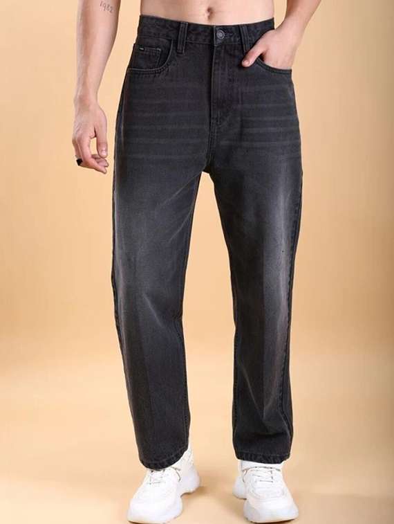 men solid mid rise straight jeans