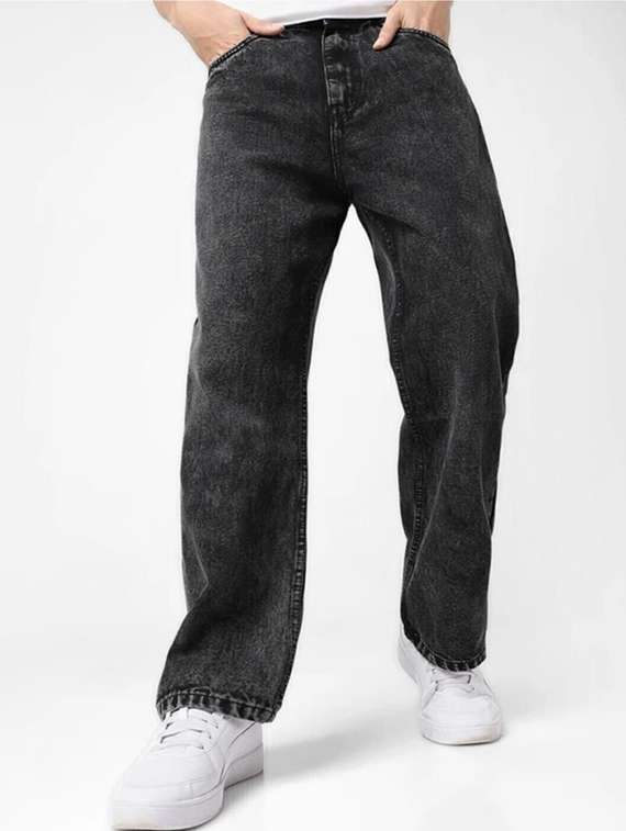 men solid mid rise straight jeans