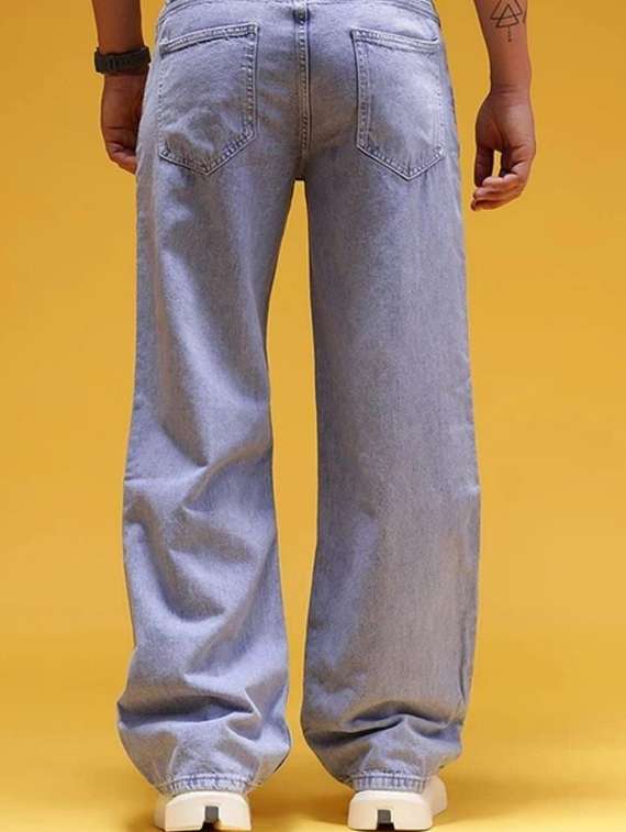 men solid mid rise relaxed jeans - 22376418 -  Standard Image - 3