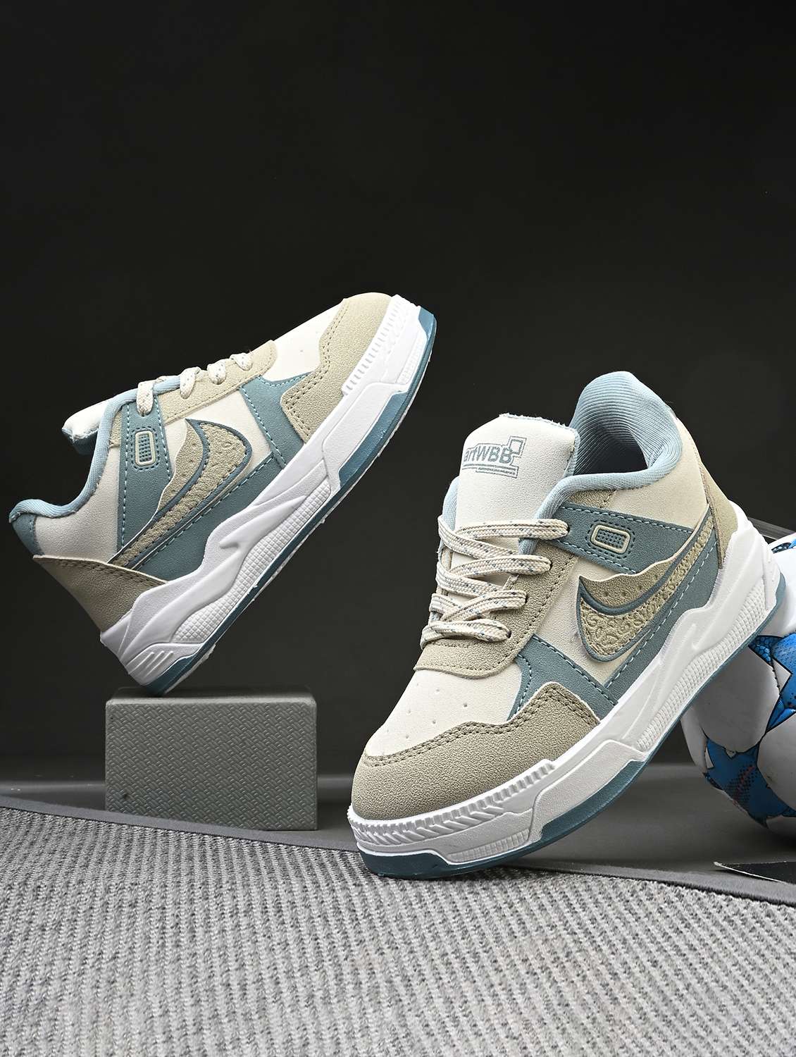 boys beige rexine sneakers