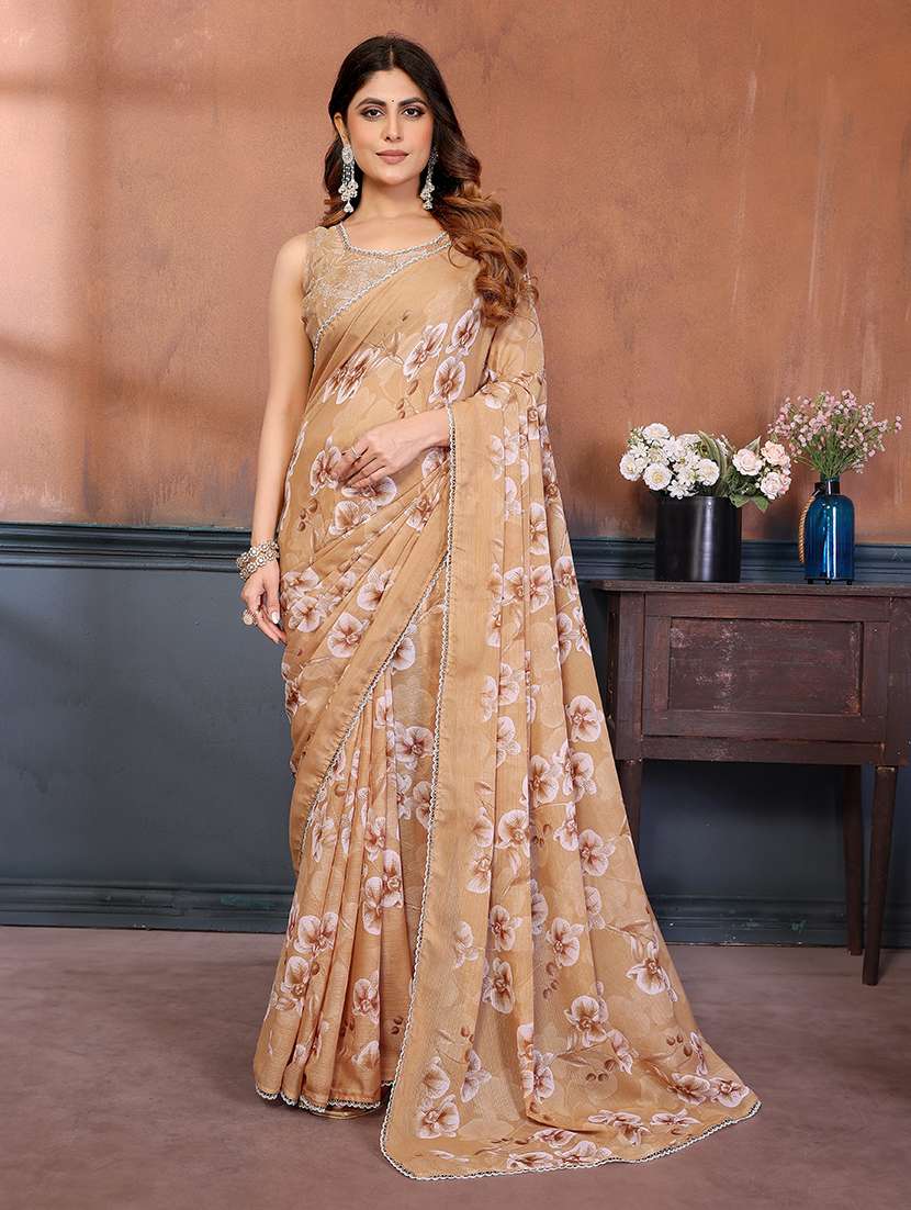 women printed casual wear saree with blouse