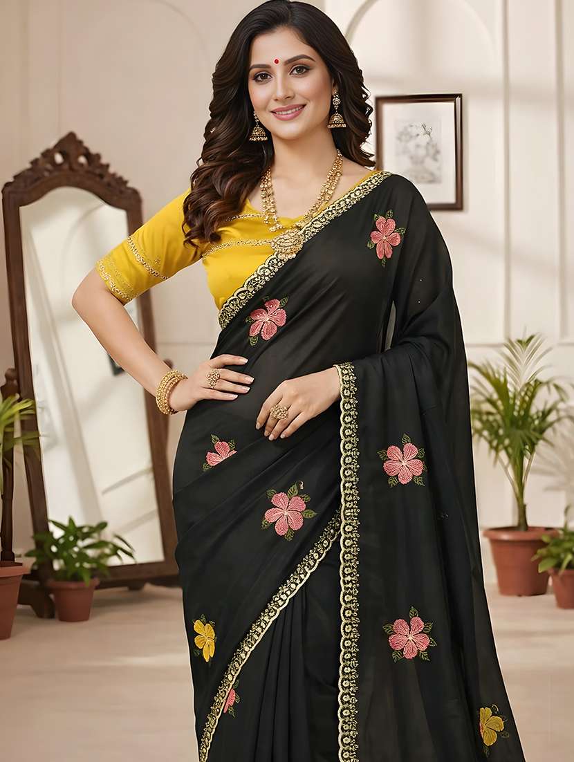 women solid with bordered saree with blouse - 22376684 -  Standard Image - 3
