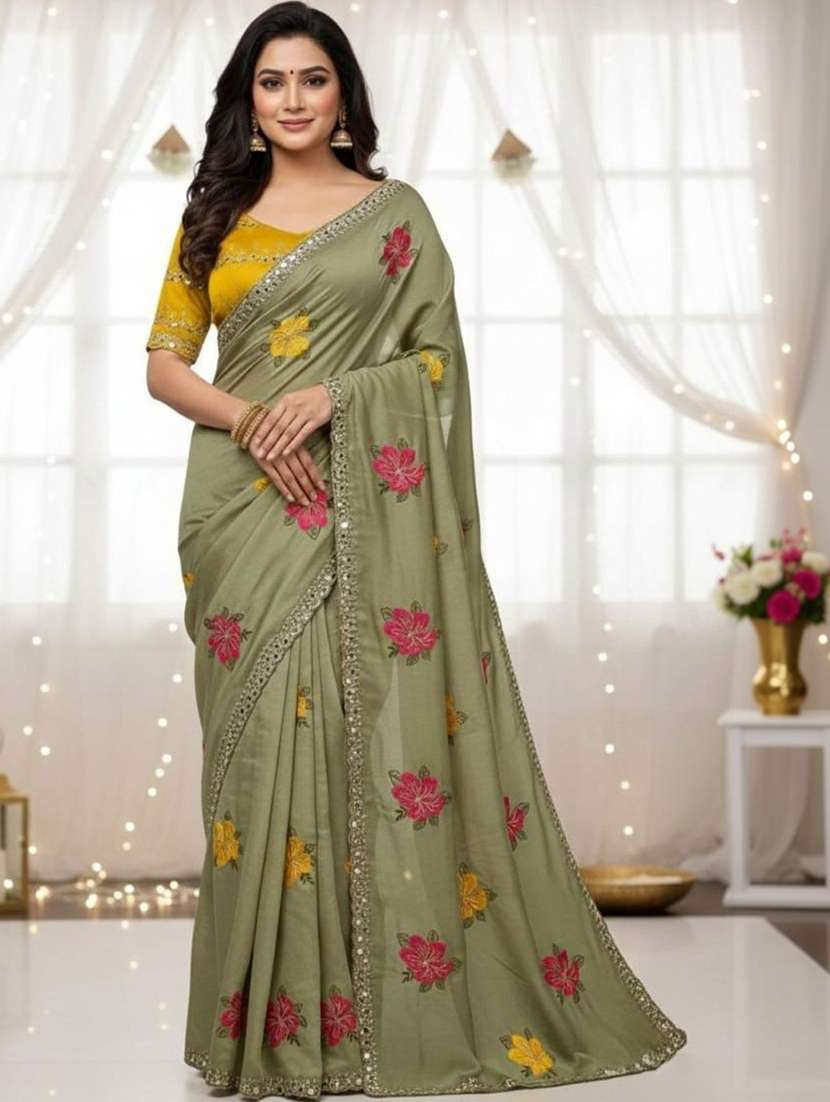 women solid with bordered saree with blouse
