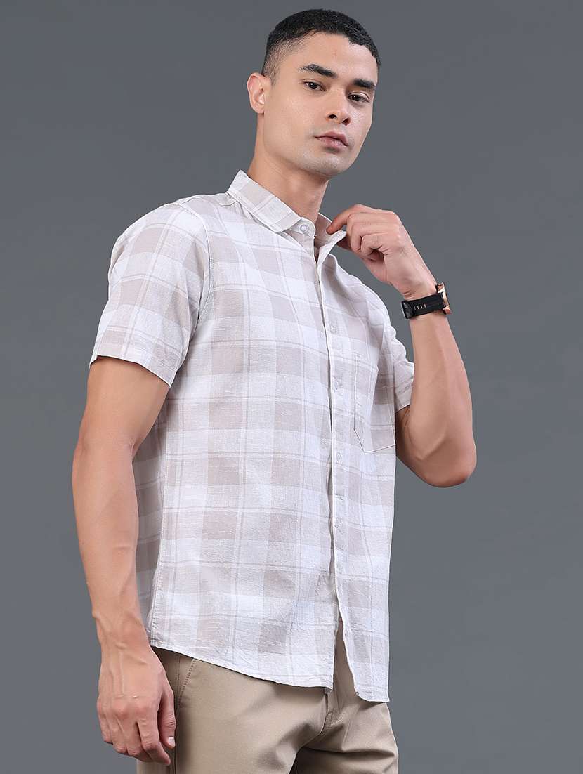 men checkered short sleeve slim fit casual shirt - 22376778 -  Standard Image - 3