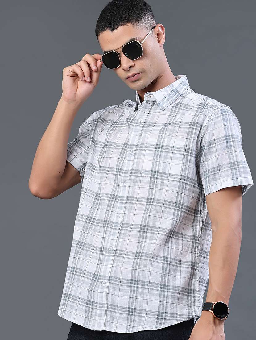 men checkered short sleeve regular fit casual shirt