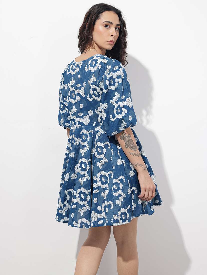 women printed short sleeve fit & flare dress - 22376966 -  Standard Image - 3