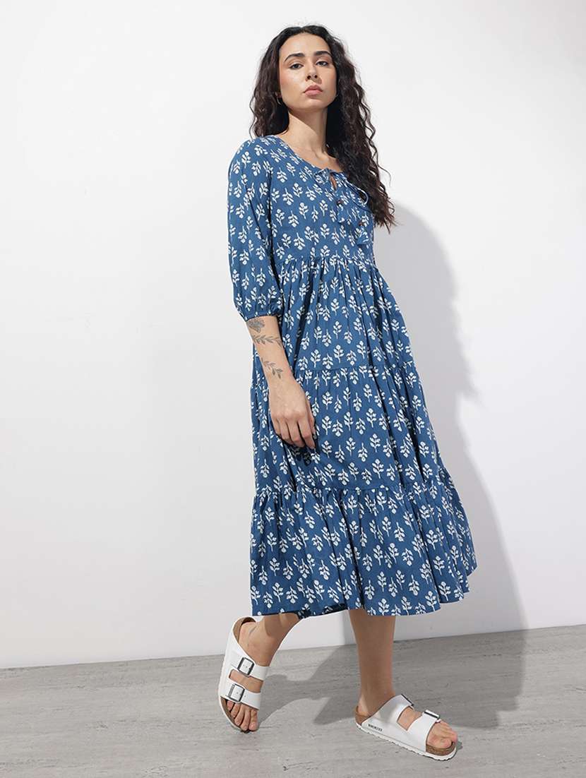 women printed puff sleeve tiered dress - 22376979 -  Standard Image - 3