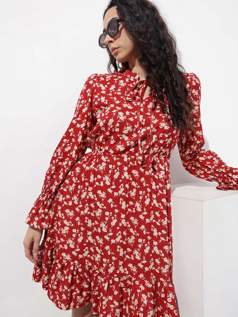 women floral print long sleeve tiered dress - 22376987 -  Standard Image - 5