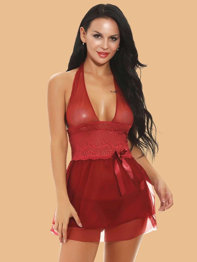women self designed sleeveless lace babydoll