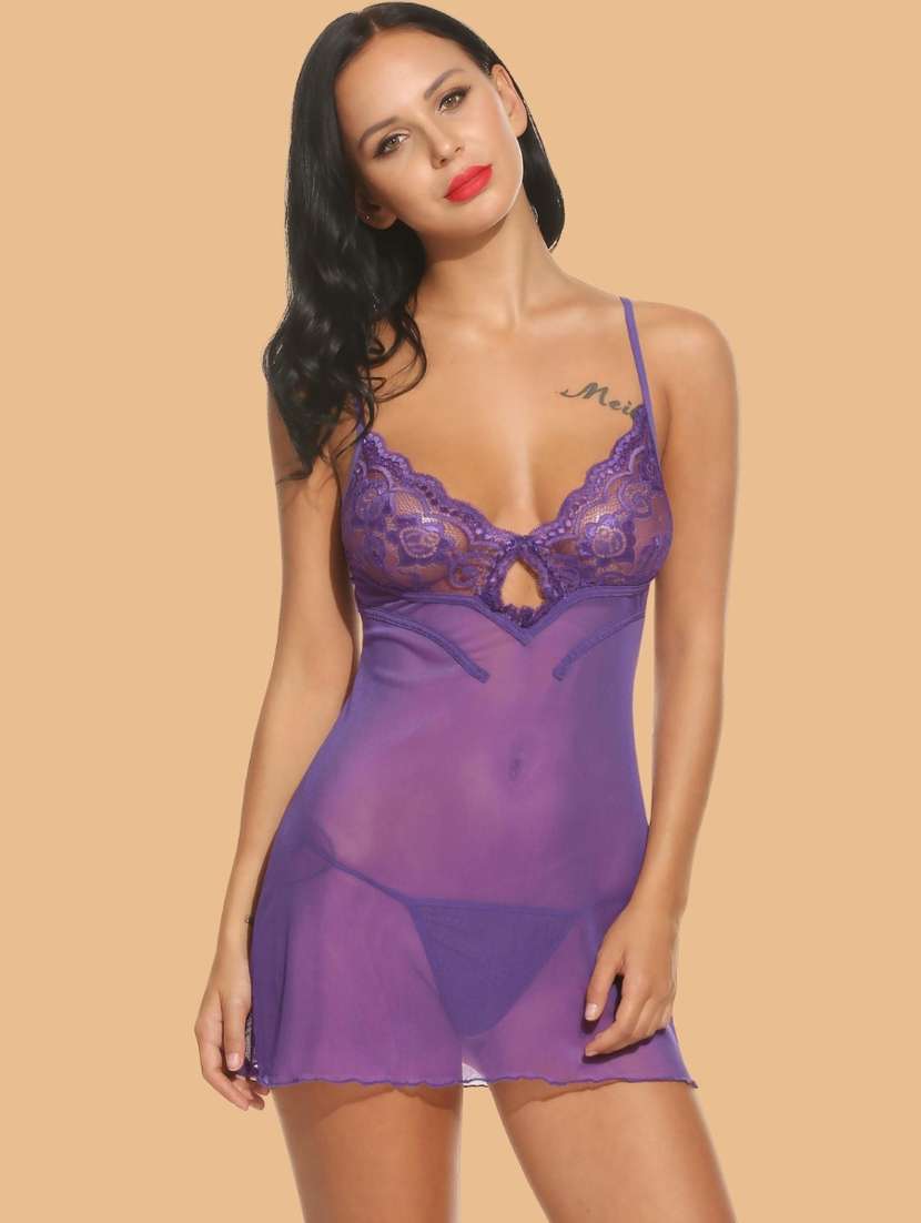 women self designed sleeveless lace babydoll