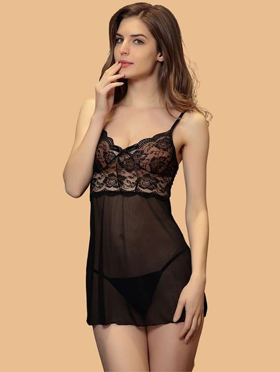 women self designed sleeveless lace babydoll