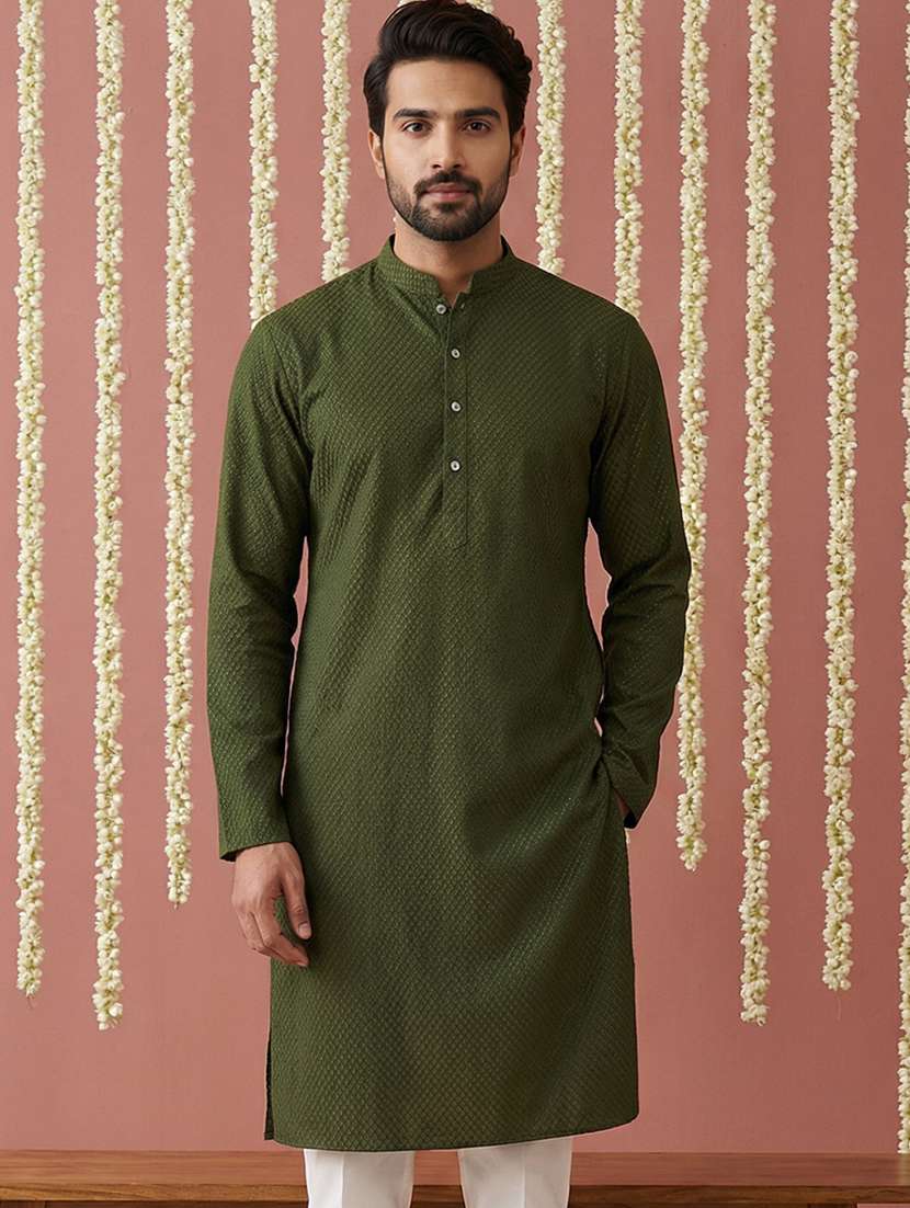 men embroidered mandarin collar long kurta