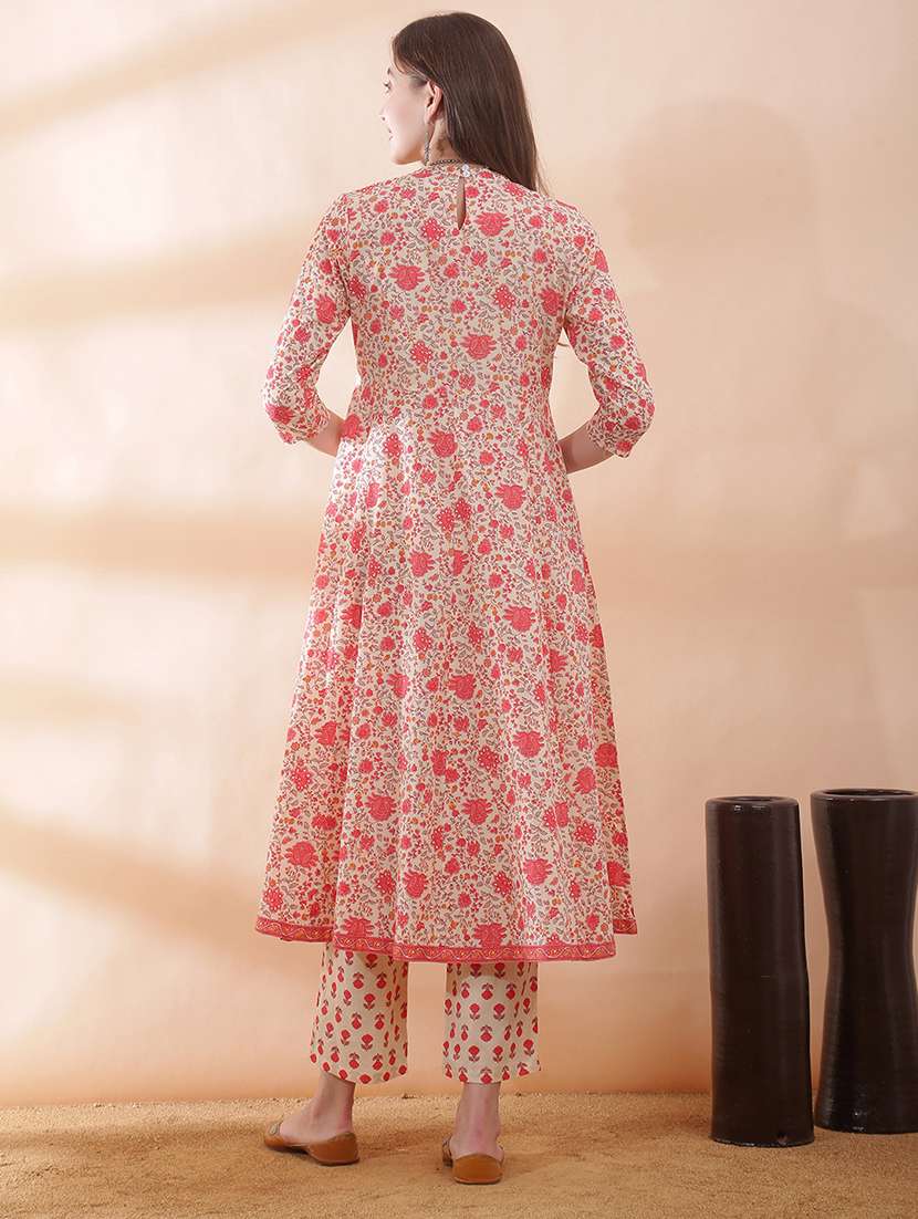 women floral three quarter sleeve kurta pant set - 22378246 -  Standard Image - 3