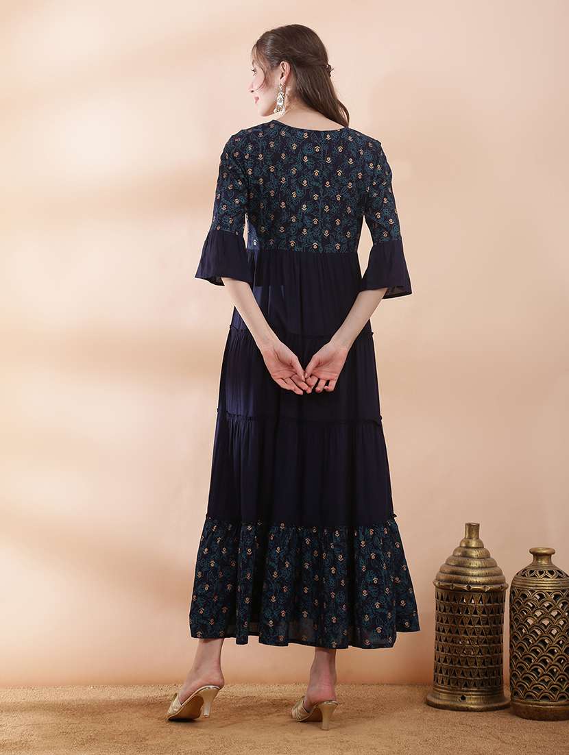 women printed three quarter sleeve ethnic dress - 22378271 -  Standard Image - 3