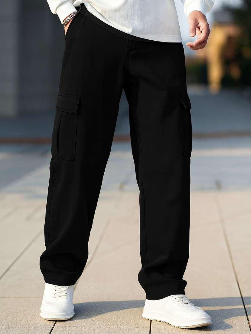 men solid mid rise relaxed fit cargo