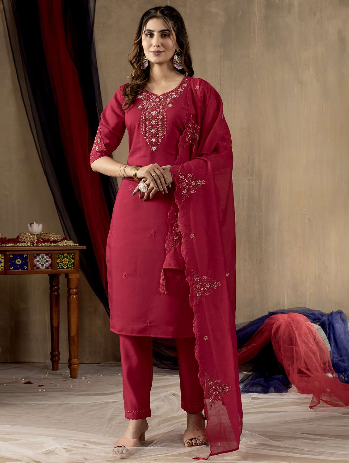 women solid with work three quarter sleeve kurta pant with dupatta set