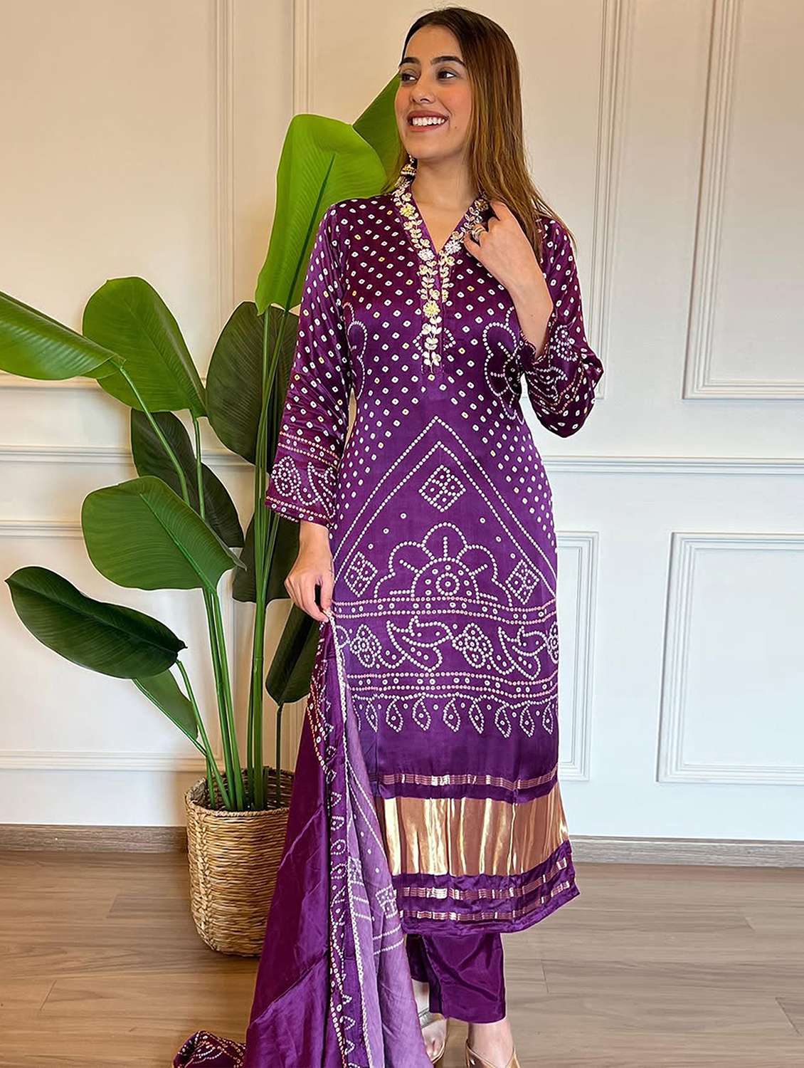 women bandhani three quarter sleeve kurta pant with dupatta set - 22379435 -  Standard Image - 3